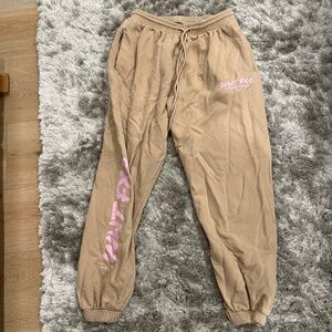 White fox sweatpants